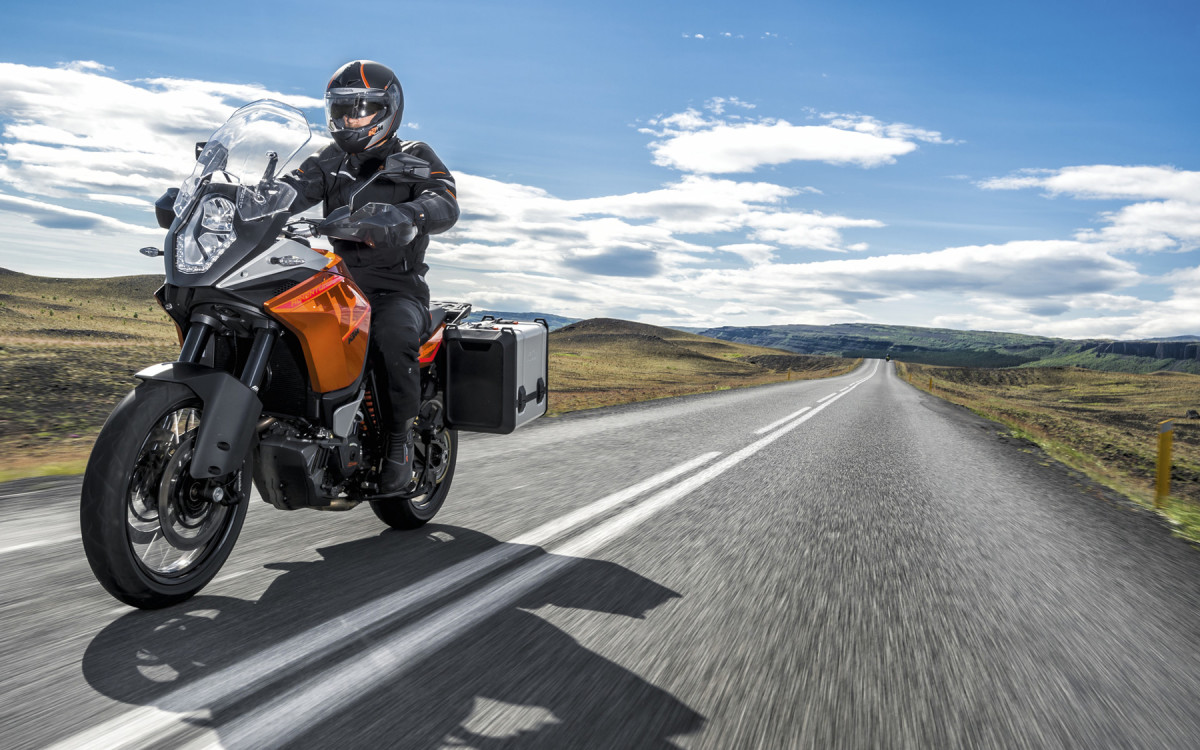KTM llama a revisión a su gama Adventure 1 ktm1190adventure20156 1200x750 1