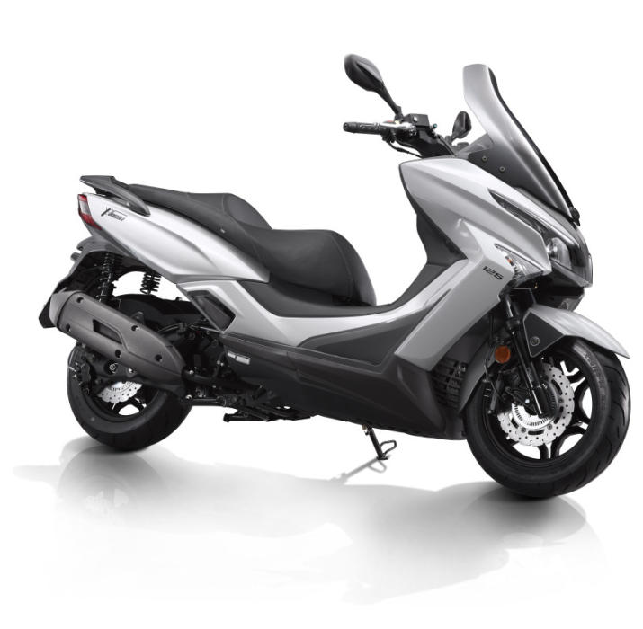 Tres novedades en el stand de Kymco para 2016 1 kymco xtown 2016 19g