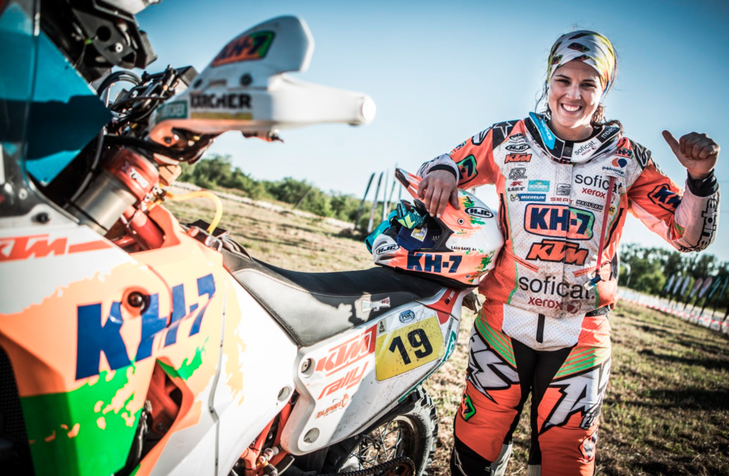 Laia Sanz: "Estoy muy contenta por haber acabado mi séptimo Dakar de siete participaciones" 1 laiasanzdakar2017