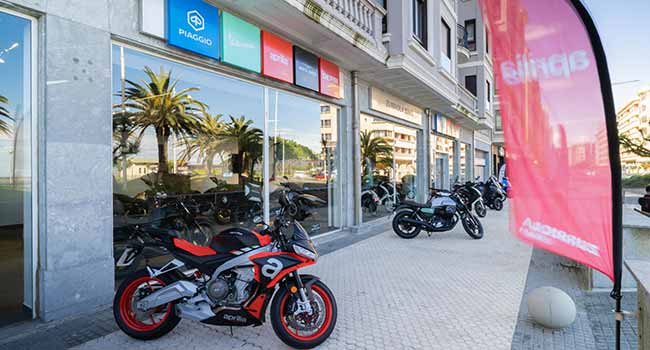El Grupo Piaggio estrena concesionario en San Sebastián 1