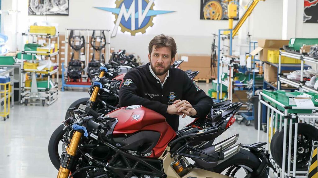 Entrevista con Timur Sardarov de MV Agusta: Relanzamiento a la rusa 1 m58a1213