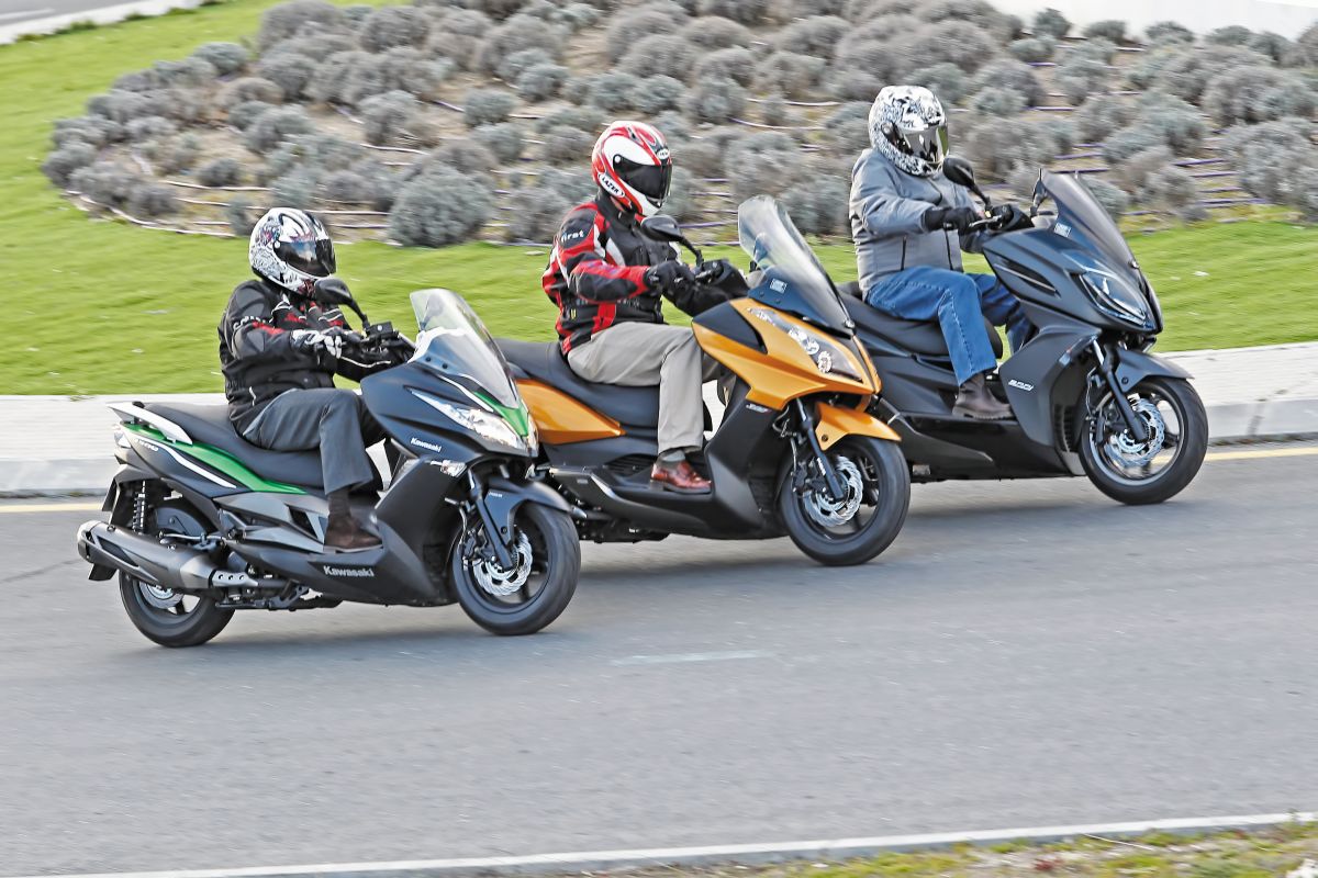 Comparamos los scooter 300 cc de Kawasaki y Kymco