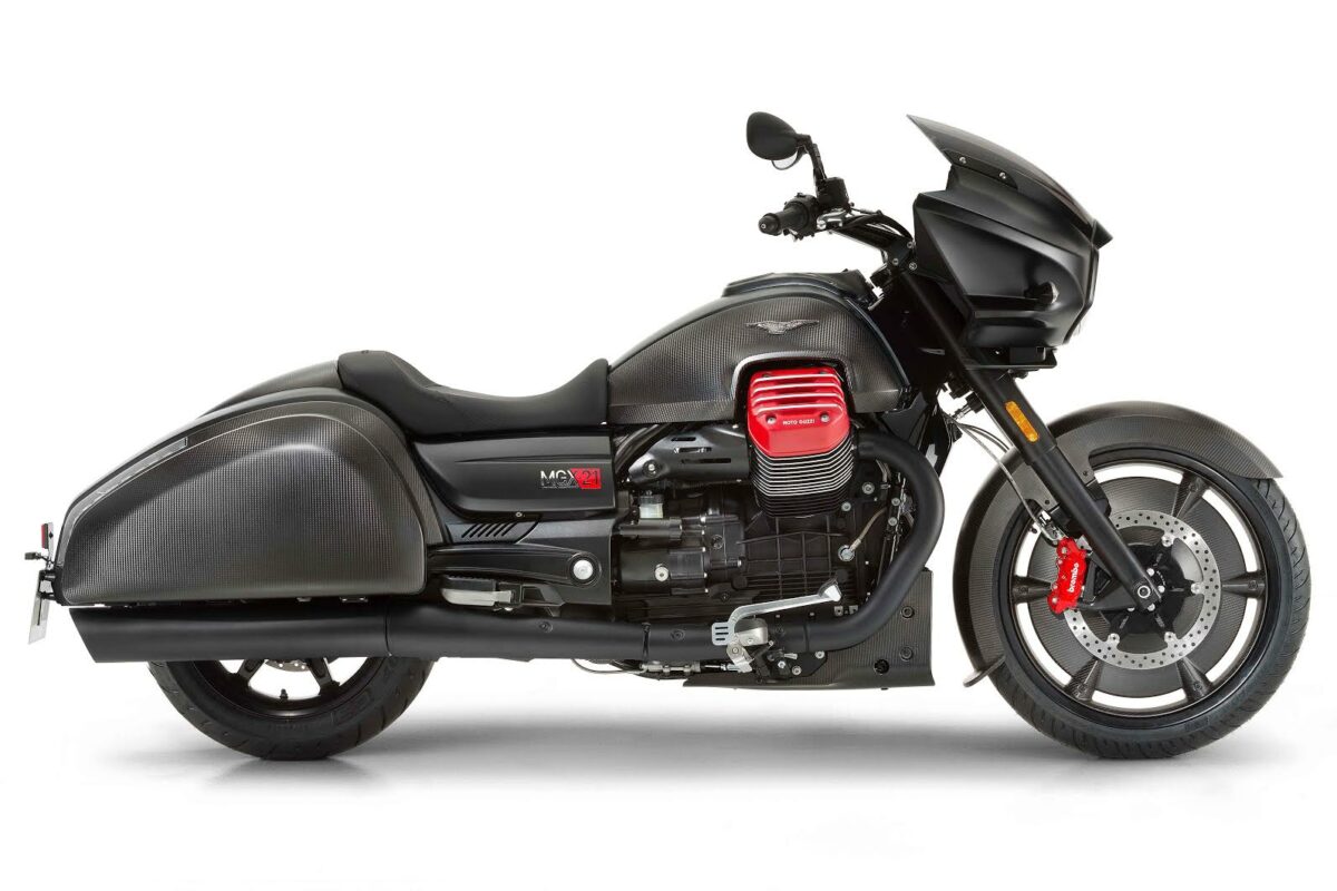 Moto Guzzi MGX-21: haz tu reserva online y recibe numerosas ventajas 1 motoguzzimgx21
