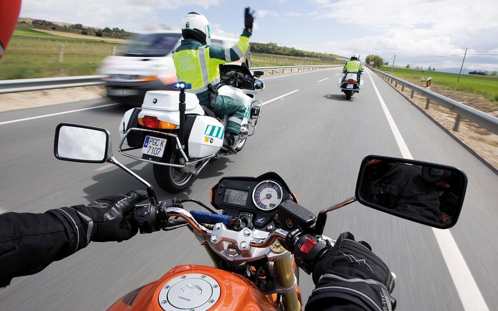 Cómo recuperar tus puntos del carné de conducir 1 motos guardia civil