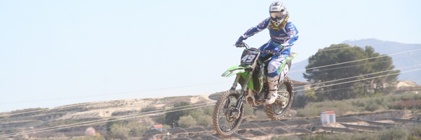 Francesc Mataró roza el podio en la primera carrera del Nacional de MX 1