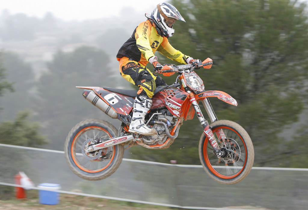 Barragán y Butrón imparables en el MX de Albaida 1
