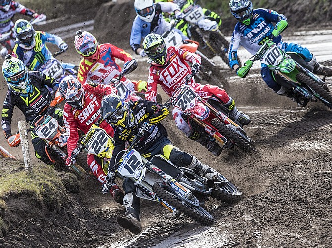 Gajser y Febvre se reparten las victorias del MXGP de Holanda 2016 1