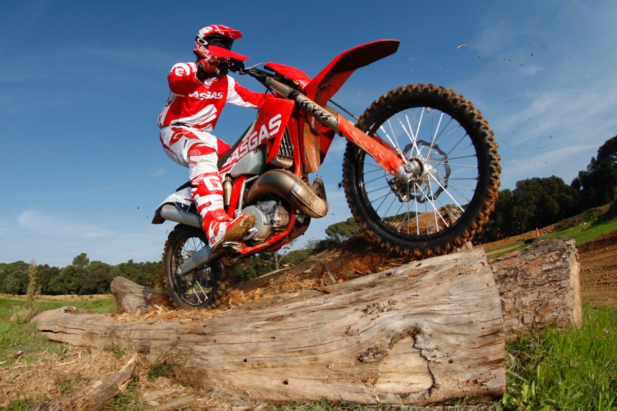Renovación total de las Gas Gas Enduro EC / XC en el Salón de Milán EICMA 2016 1 ok161103ggec300acc0040