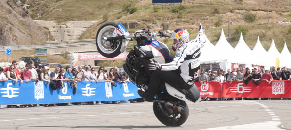 Todo preparado para el 'X Aniversario' del BMW Riders 2012 1 p90099907