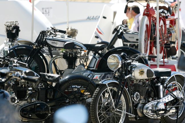 7 Campeones del Mundo en el Jarama 1 paddock