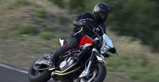 La Husqvarna 900 ya es una realidad 1 phpThumb generated thumbnail3