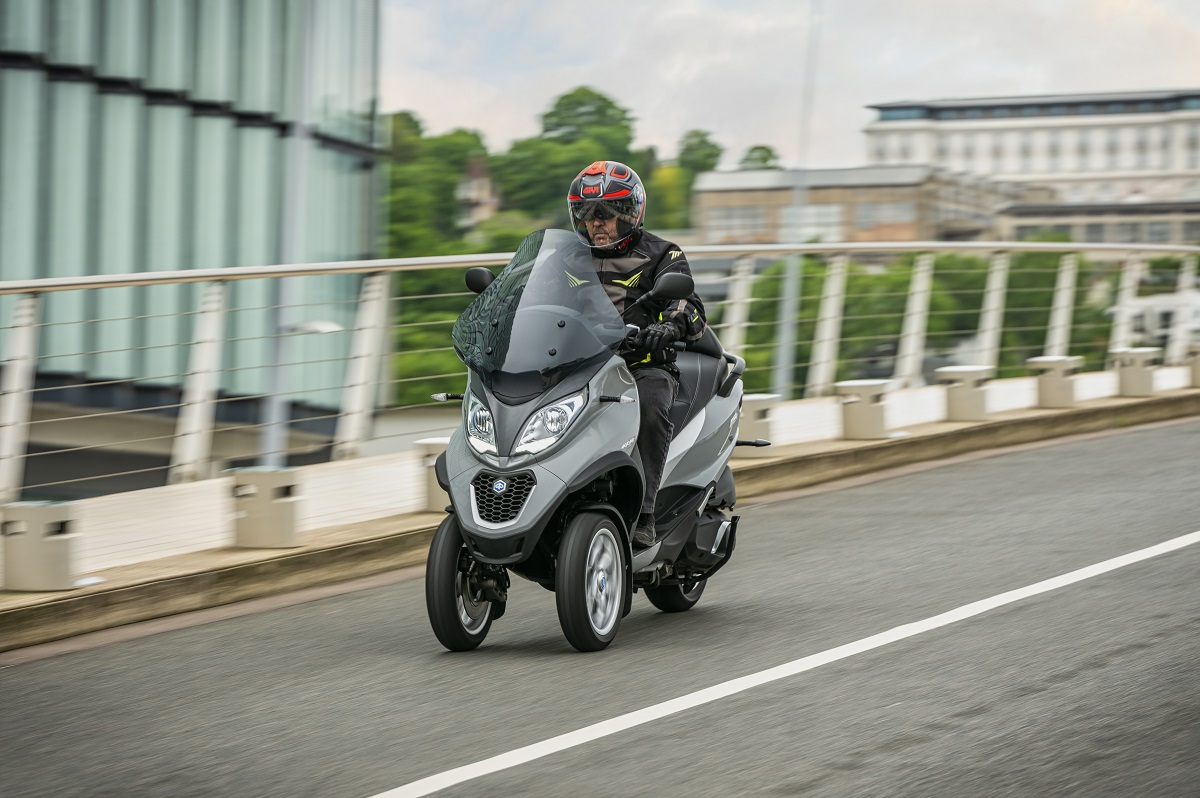 piaggio mp3 400 hpe 8