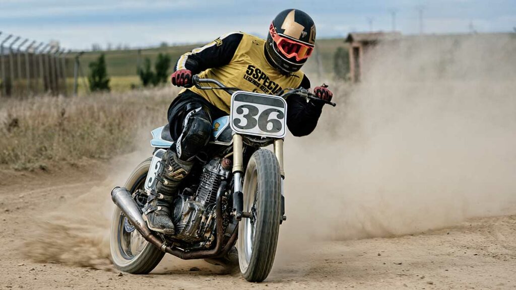 Dirt Track en Tierra (de Campos) 1 pista la estacion4