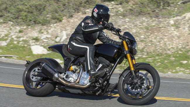 Prueba Arch Motorcycle KRGT-1: el sello de Keanu Reeves