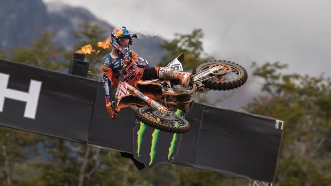 Jorge Prado arranca el Mundial de MX2 con victoria