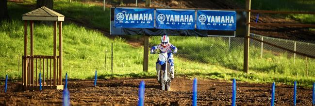 Fotos de la Yamaha YZ450F 2018 1 Nueva Yamaha YZ 450F 2018: Power Tuner en el móvil