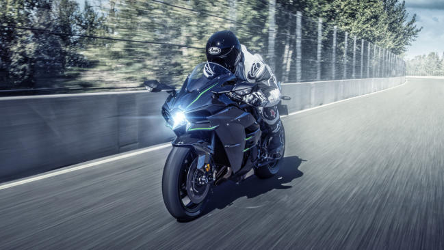 Kawasaki Ninja H2 2019, mayor potencia y tecnología