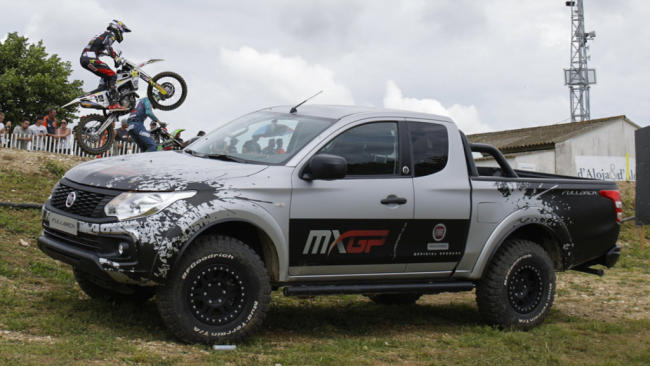 Rodamos con el Fiat Fullback en un circuito del Mundial de Motocross