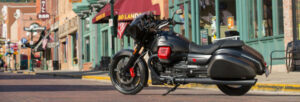 Prueba de la Moto Guzzi MGX-21