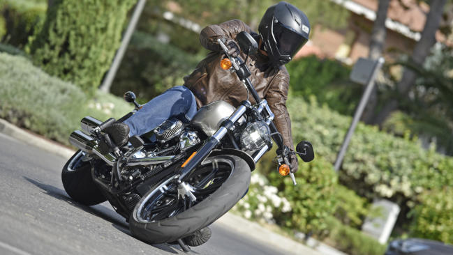 Prueba Harley-Davidson Breakout 114: Más Harley imposible