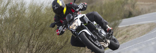 Fotos de la Kawasaki Z650 8 preview 3ca299d8d17cb