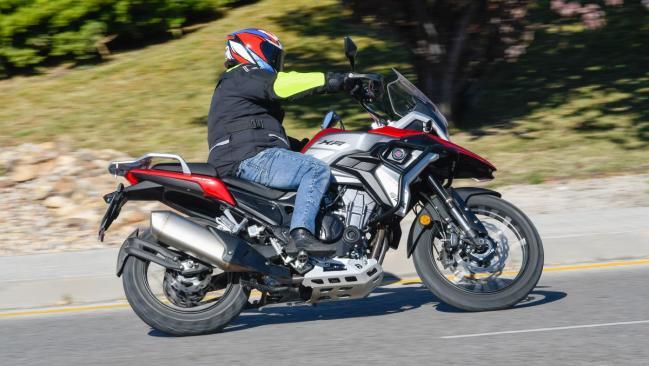 Motos trail: el modelo para el A2 diseñado en España  que pone en jaque a las referencias del segmento