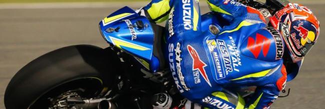 Maverick Viñales se apodera de Qatar con Iannone y Lorenzo a milésimas