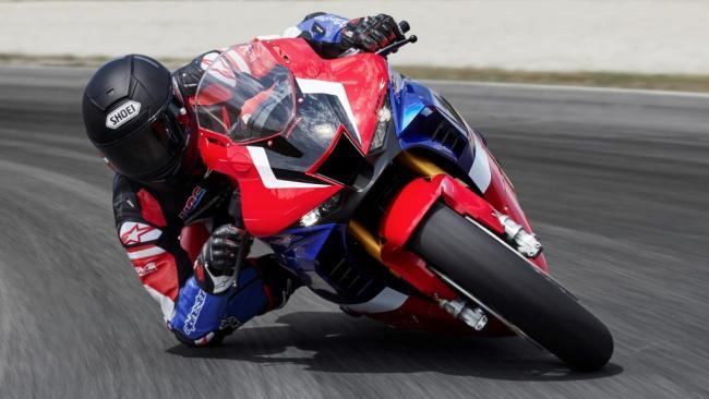 Fotos: Honda CBR1000RR-R Fireblade 1 Honda CBR 1000 RR-R Fireblade: Triple R