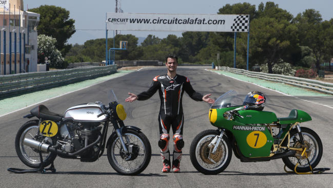 Fotos de Dani Pedrosa pilotando motos clásicas 4 preview 5337a7b9e80af
