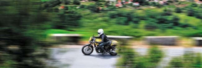 Prueba Triumph Bonneville Street Cup: paso a la «baby Thruxton»