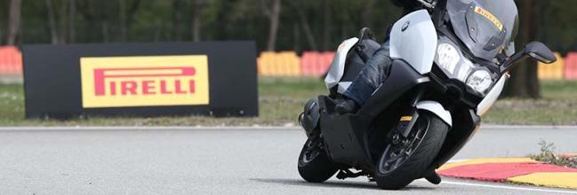 Fotos Prueba Neumáticos Pirelli 1 Prueba neumáticos Pirelli Diablo Rosso Scooter y Angel Scooter