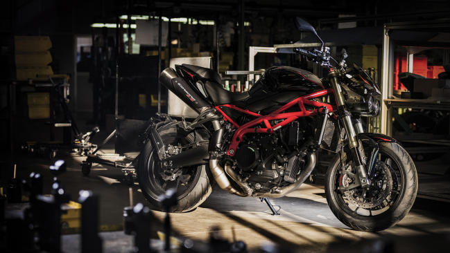 Moto Morini Corsaro 1200 ZZ 2019: la maxinaked se actualiza