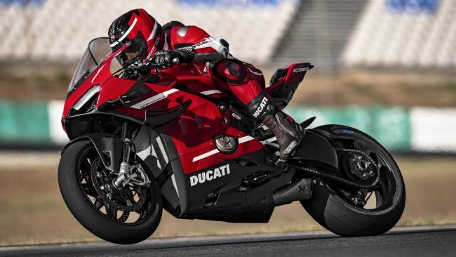 Ducati Panigale Superleggera V4: lo más parecido a una SBK para la calle