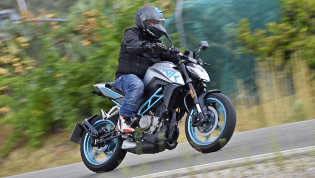 Prueba CF Moto NK 250: noviciado