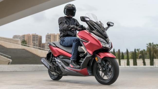 Nuevo Honda Forza 125 en verano