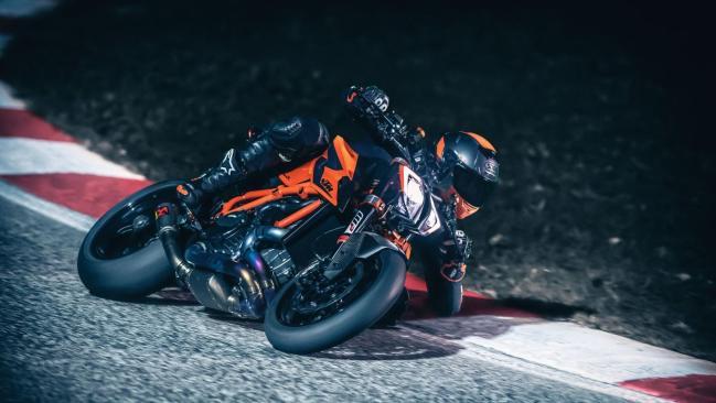 KTM 1290 Super Duke R 2020: la bestia pasa al siguiente nivel