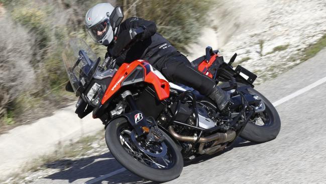 Prueba Suzuki V-Strom 1050 XT: personalidad propia