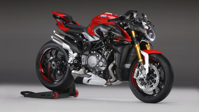 MV Agusta Brutale 1000 RR: una superbike poca