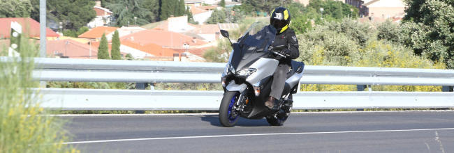 Prueba Yamaha TMax 530 SX: Inmejorablemente mejor