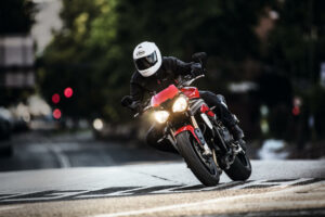 Nuevas Triumph Speed Triple R y S