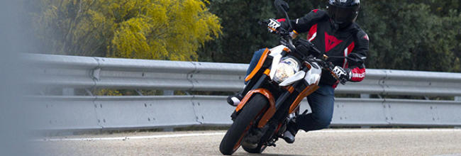 Fotos de la KTM SuperDuke 1290 R SE 1 Prueba KTM SuperDuke 1290 R Special Edition: La importancia del prefijo (I)