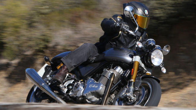 Fotos de la Norton Commando 961 Sport a prueba 5 preview f31409bf04174