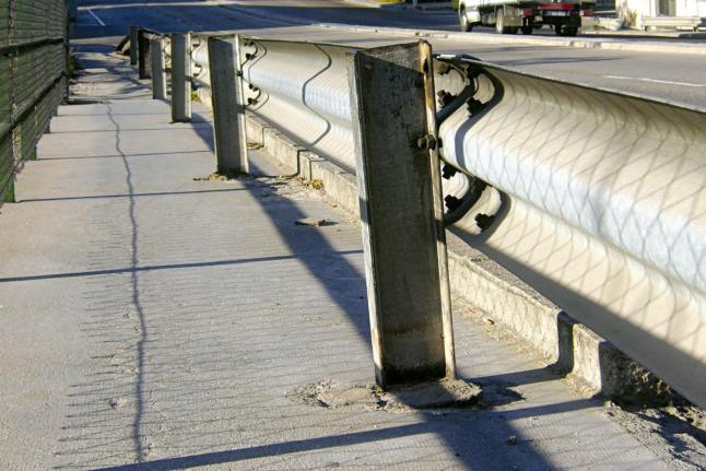 El 30% de los quitamiedos de las carreteras españolas están en mal estado 1 quitamiedosmalestado