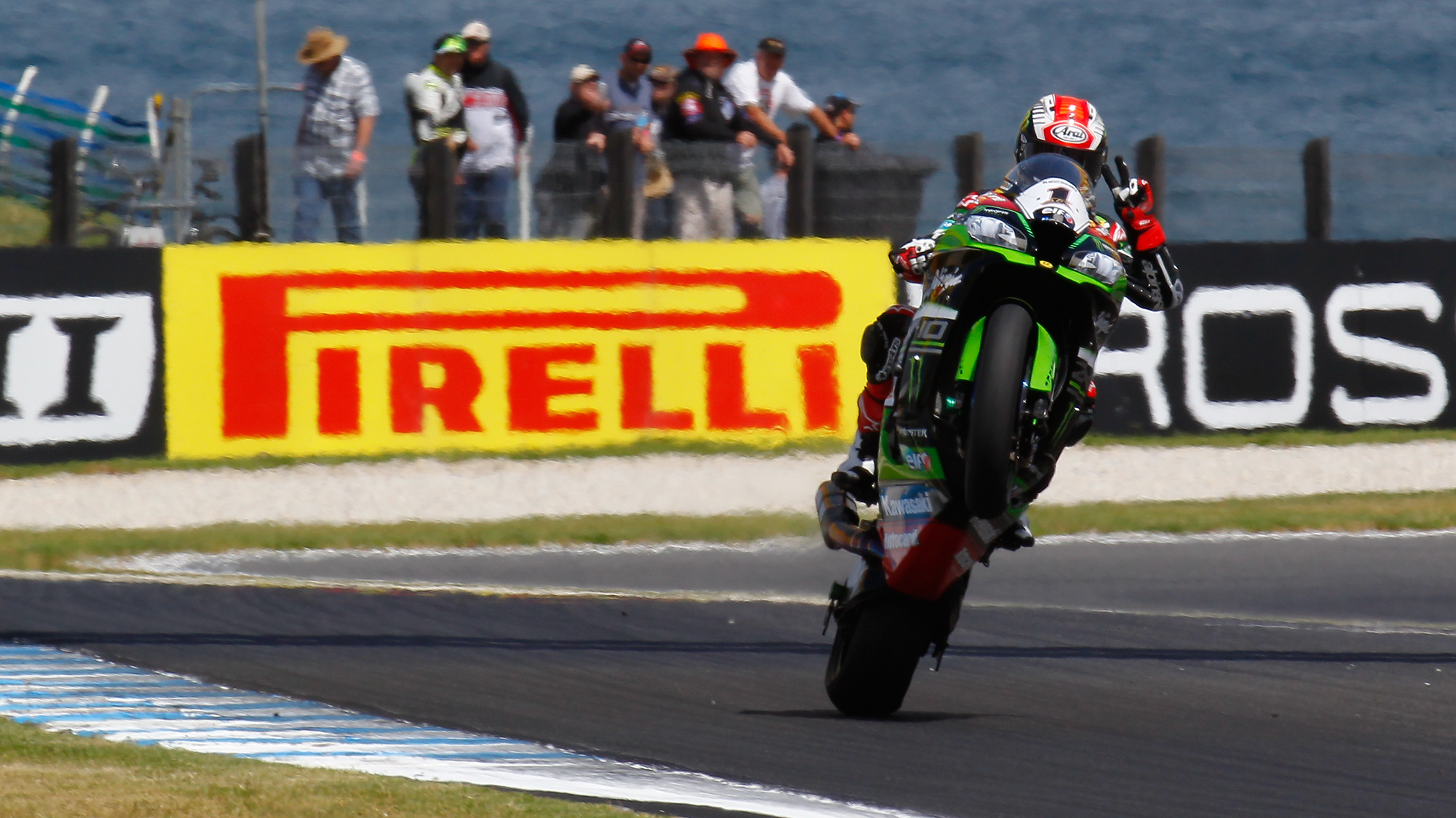 WSBK Qatar: Rea termina segundo y revalida su título mundial de Superbike 5 rearevalidatitulosuperbike