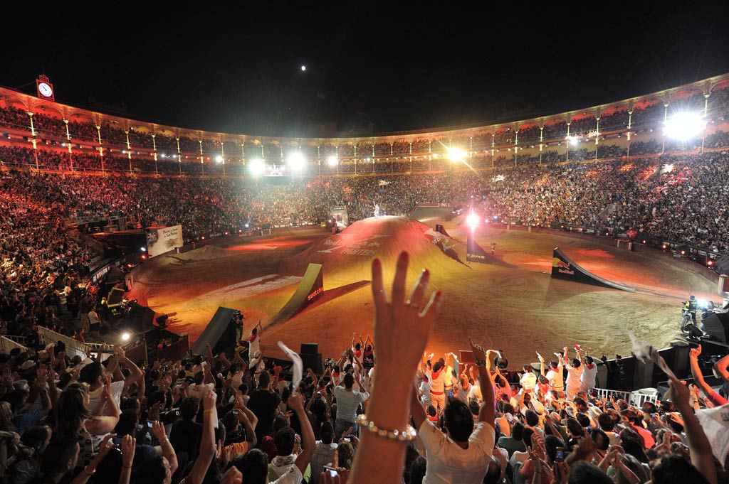 Maddison, por la puerta grande de Las Ventas 1 red bull 81