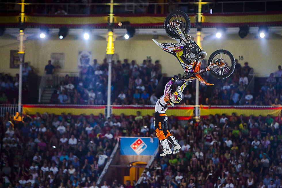 VÍDEO: El Red Bull X-Fighters llega a los 15 años de saltos en Las Ventas 1 redbullx fihters2016
