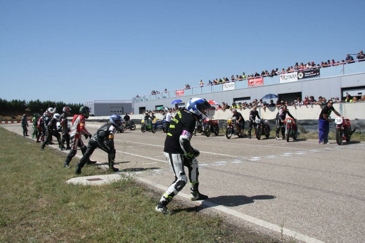 Carrera de Resistencia 2H+2H Motos Clásicas 1 resistencia 20g