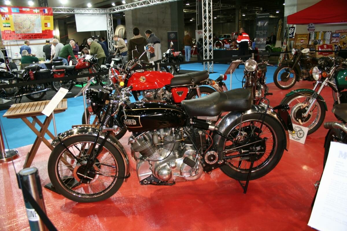 La XVI edición de Retromóvil Auto-Moto calienta motores 1 retromovil 2017 65g