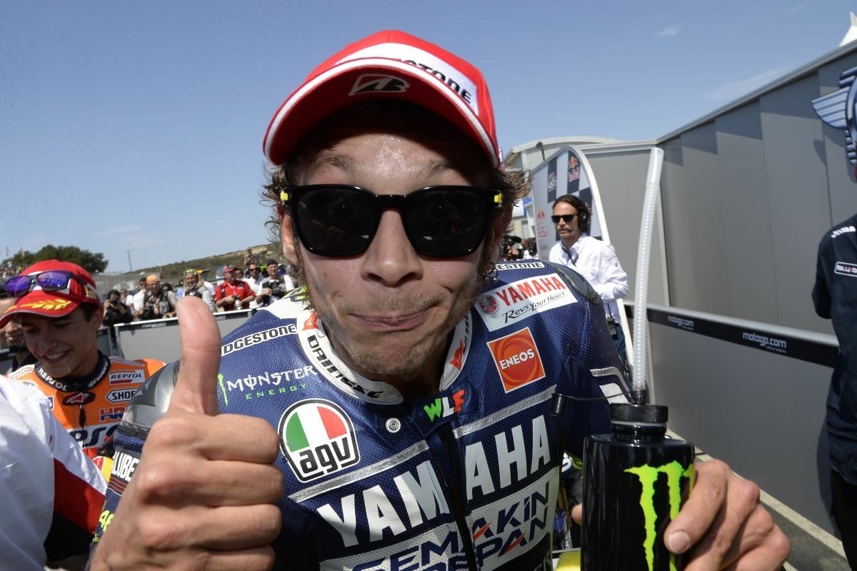 Rossi: "Quiero correr con Yamaha hasta el 2016" 1 rossi1 2
