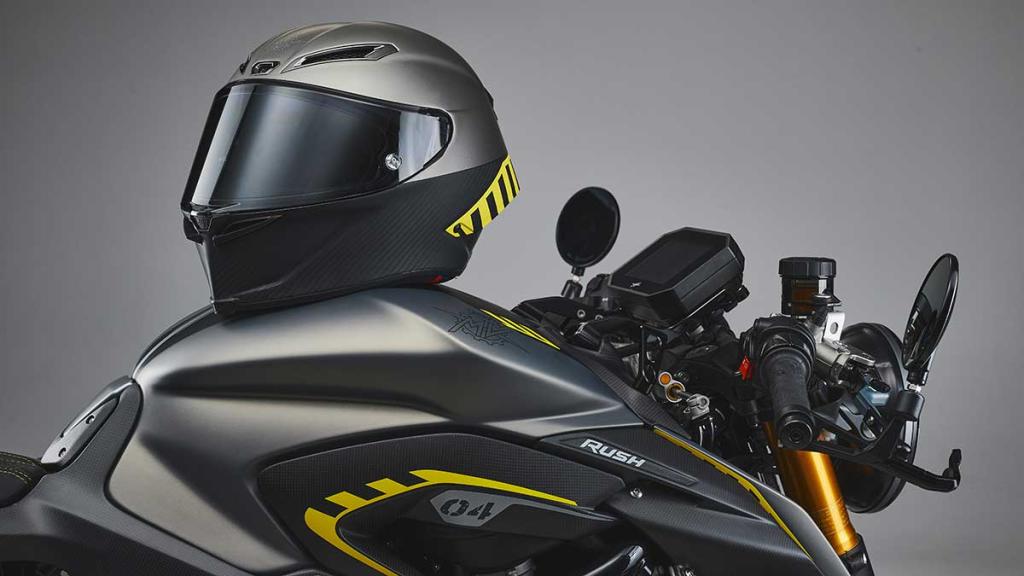Cómo circular protegidos en moto en verano sin pasar calor 9 rush helmet 1
